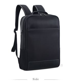 轻奢时尚都市商务背包侧面展示