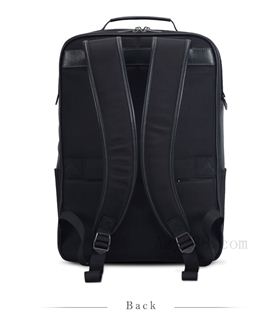 轻奢时尚都市商务背包背面展示