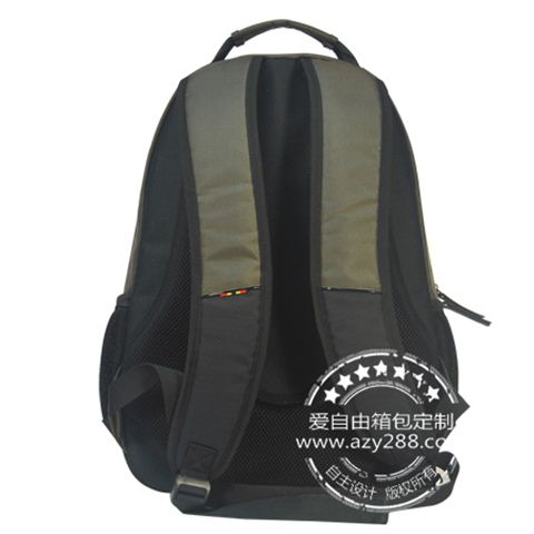 休闲双肩背包厂家订做