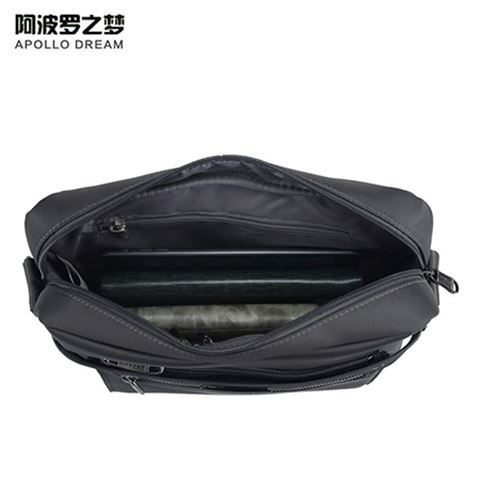 商务休闲尼龙单肩斜跨背包定制