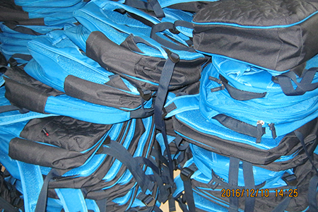 北京嘉曼定制的暇步士背包